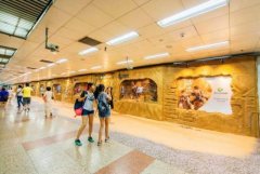 <b>2号站登陆地铁广告适合哪些行业?地铁广告投放要</b>